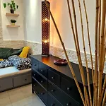Design - Center